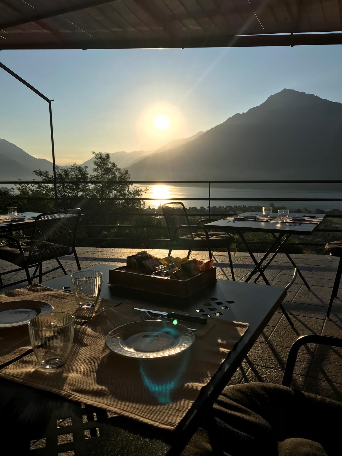 Bed and Breakfast Studios Alto Lago di Como-餐饮