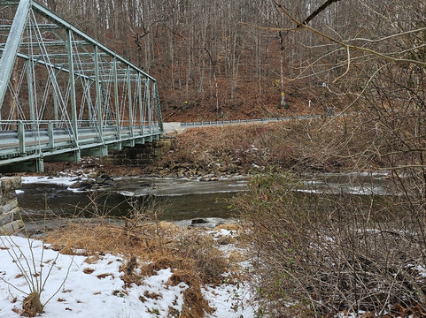 Historic New Bridge-Rising Sun必去景点