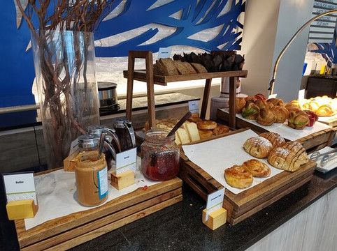 班泰海滩度假村主图