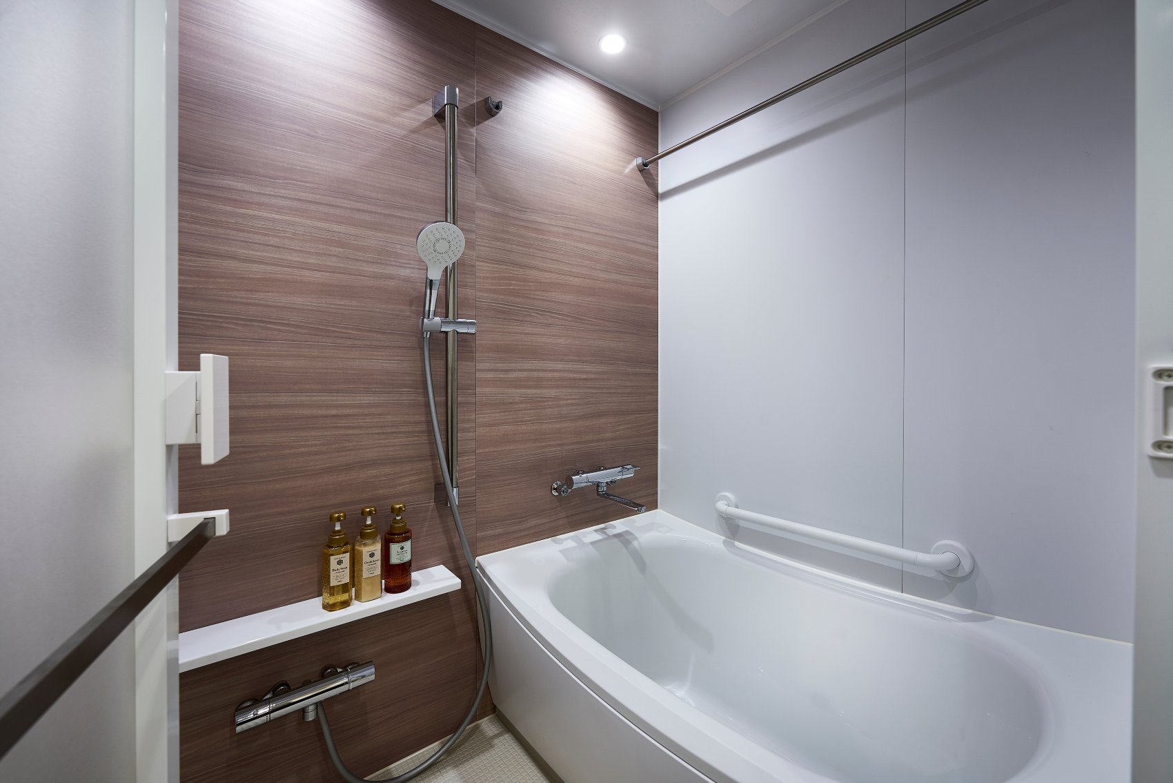 hotel Monday Kyoto Marutamachi-浴室