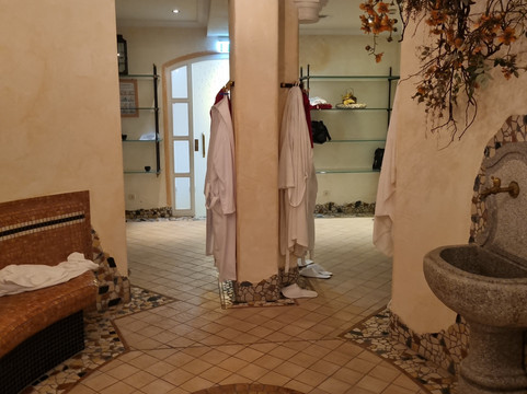 普拉兹霍夫度假酒店主图