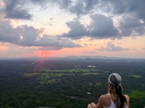 Travellers Isle-尼甘布必去景点