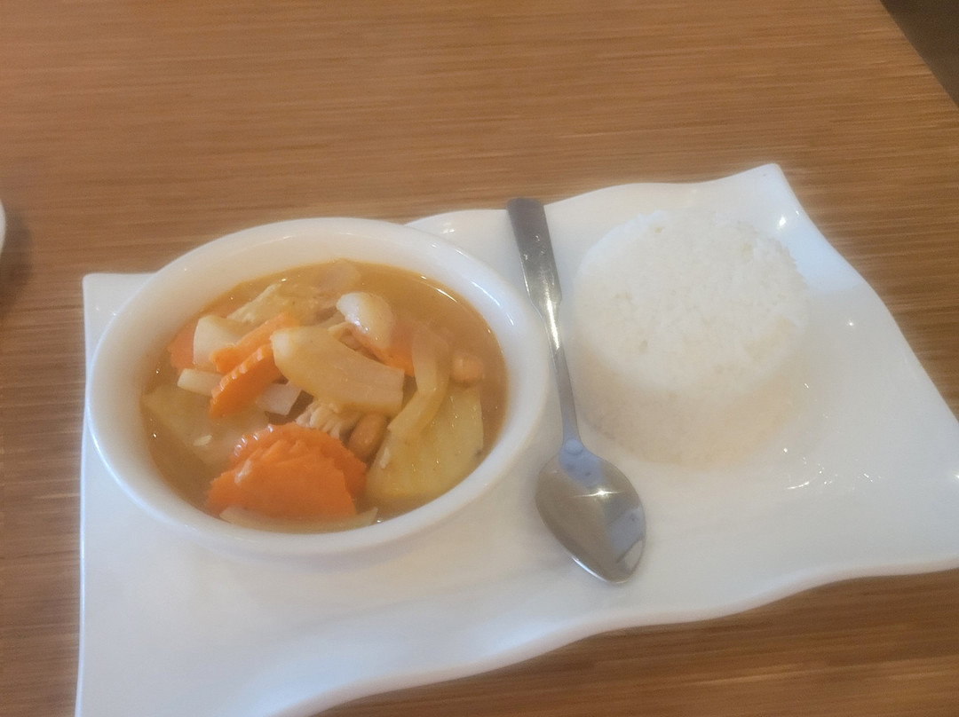San Aroy Thai Kitchen