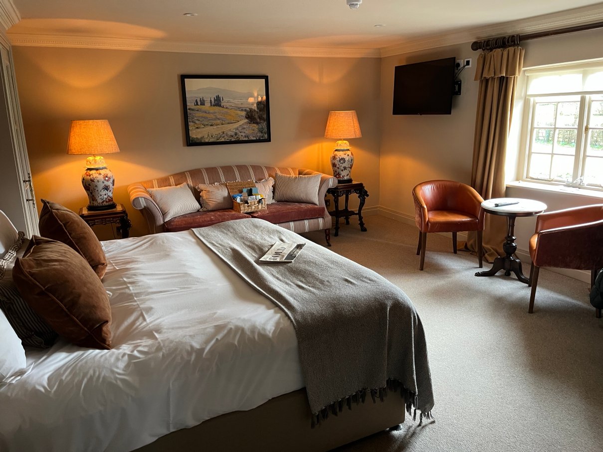 贝德福德阿姆斯酒店-官方