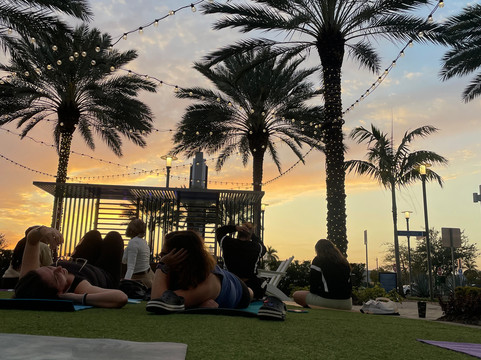 Dania Pointe-达尼亚滩必去景点