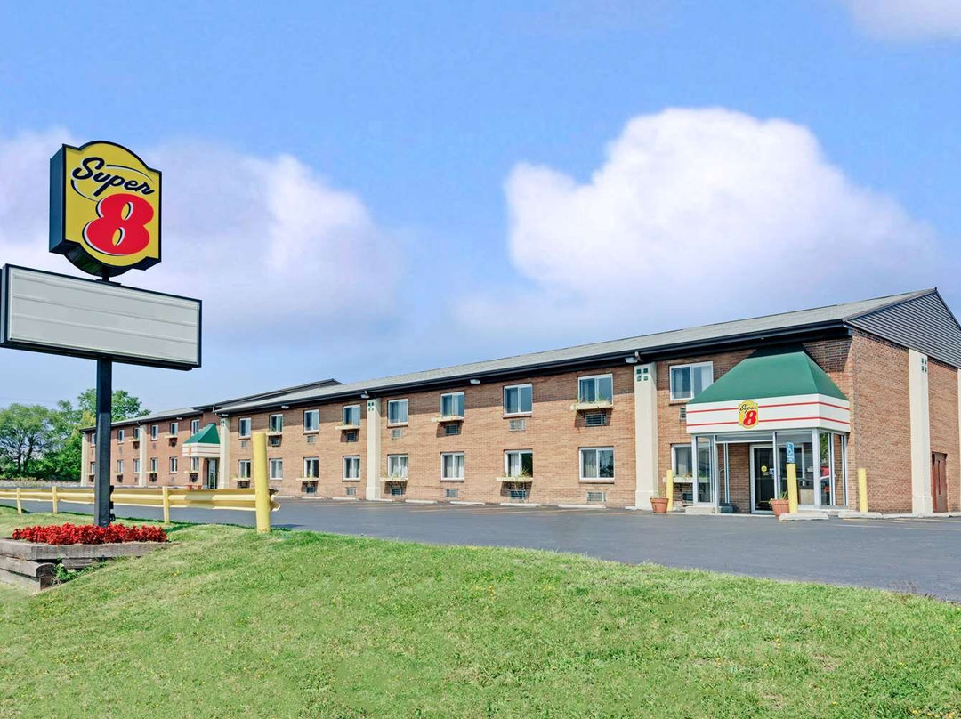 肯莫尔-布法罗-尼亚加拉瀑布地区速8酒店