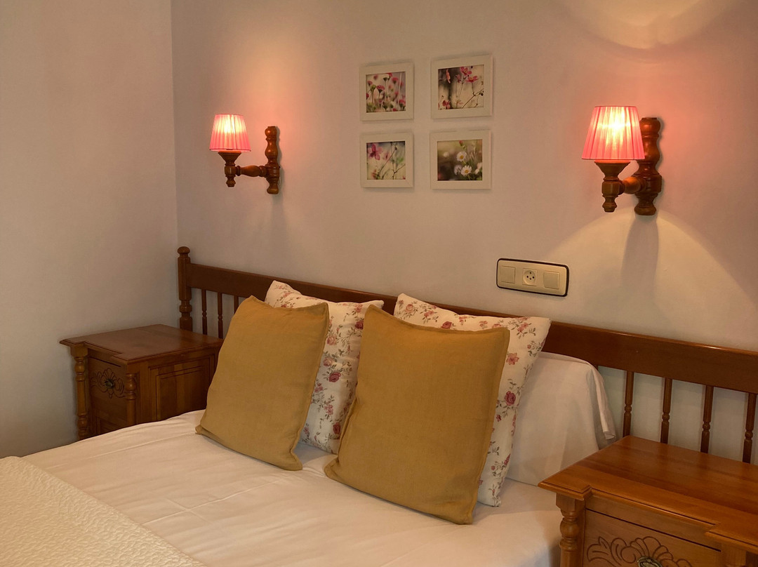 帕萨达梅尔朗特酒店主图