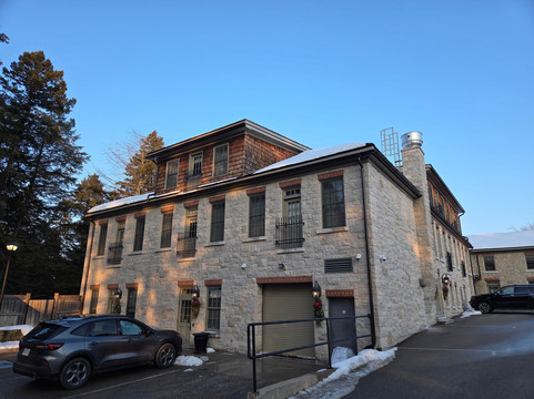 The Barracks Inn主图