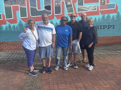 Bolton Hometown Tour-Laurel必去景点