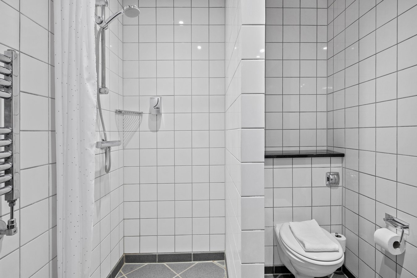 Hotel Svendborg-浴室