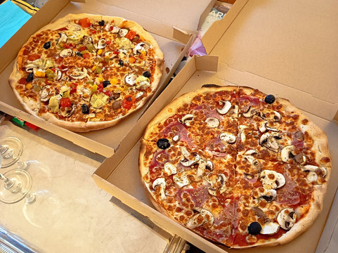 Aguilera Pizza主图