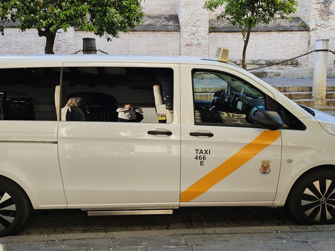 Connecto Transfers-奥廖阿尔塞廖必去景点