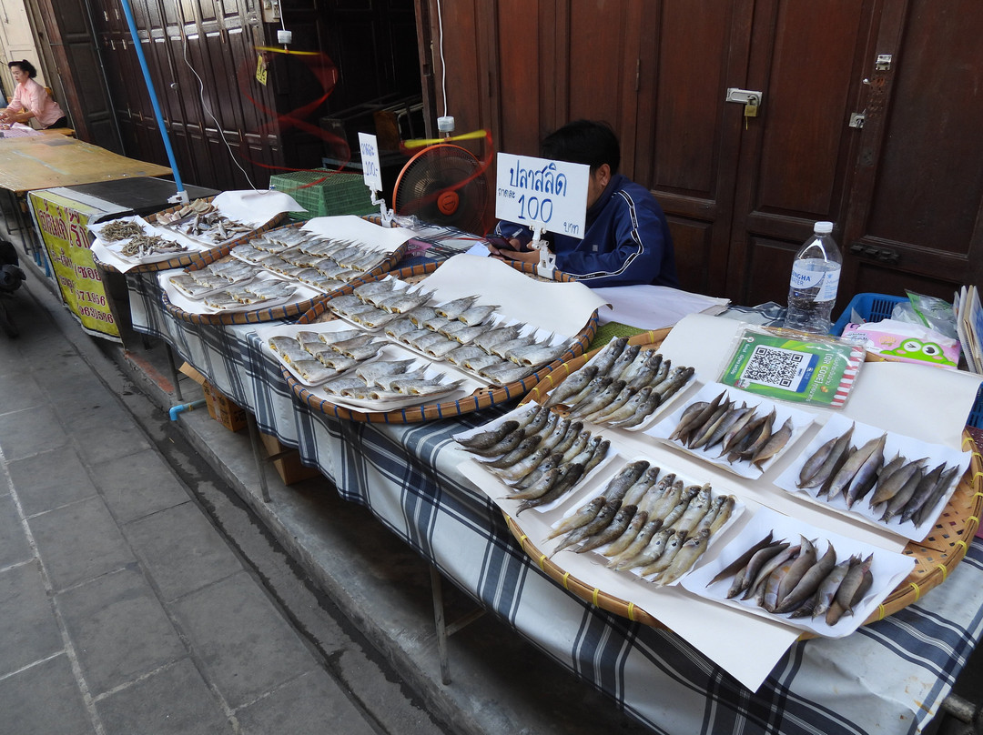 Sam Chuk Market-三出必去景点