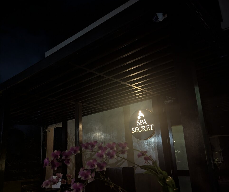 露台绿色水疗酒店主图