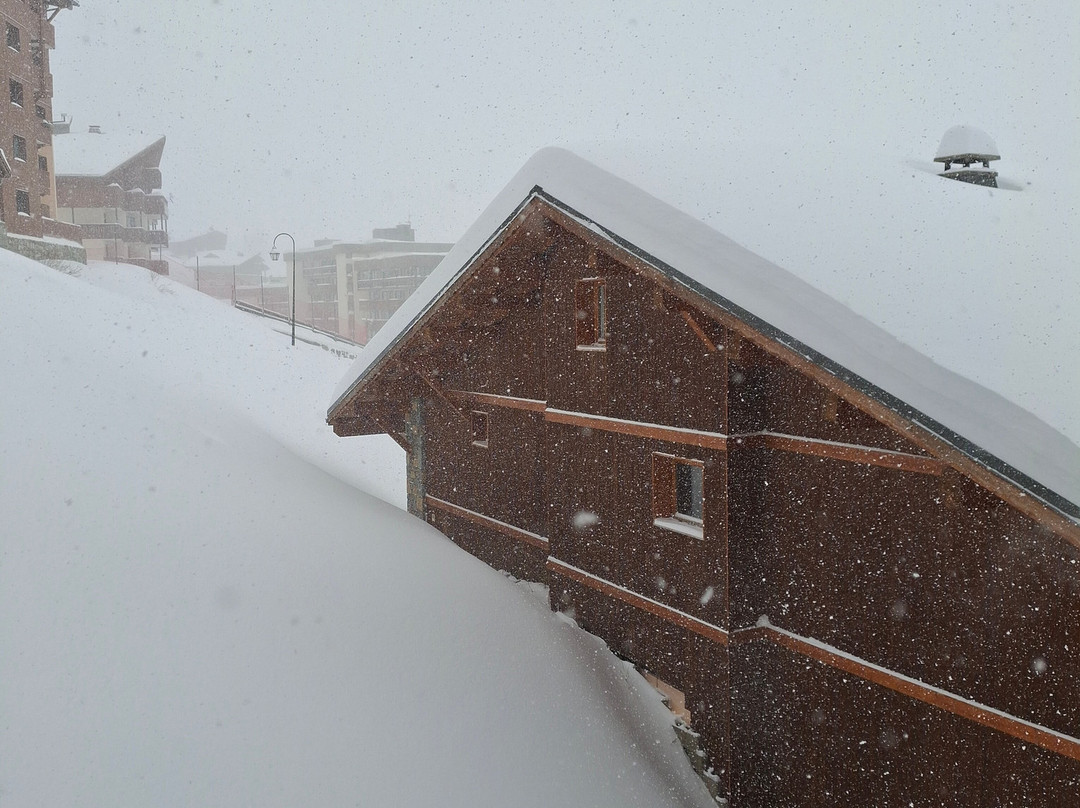 尼日普伦苏公寓式酒店主图