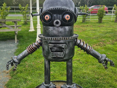 The British Ironwork Centre-奥斯沃斯特必去景点