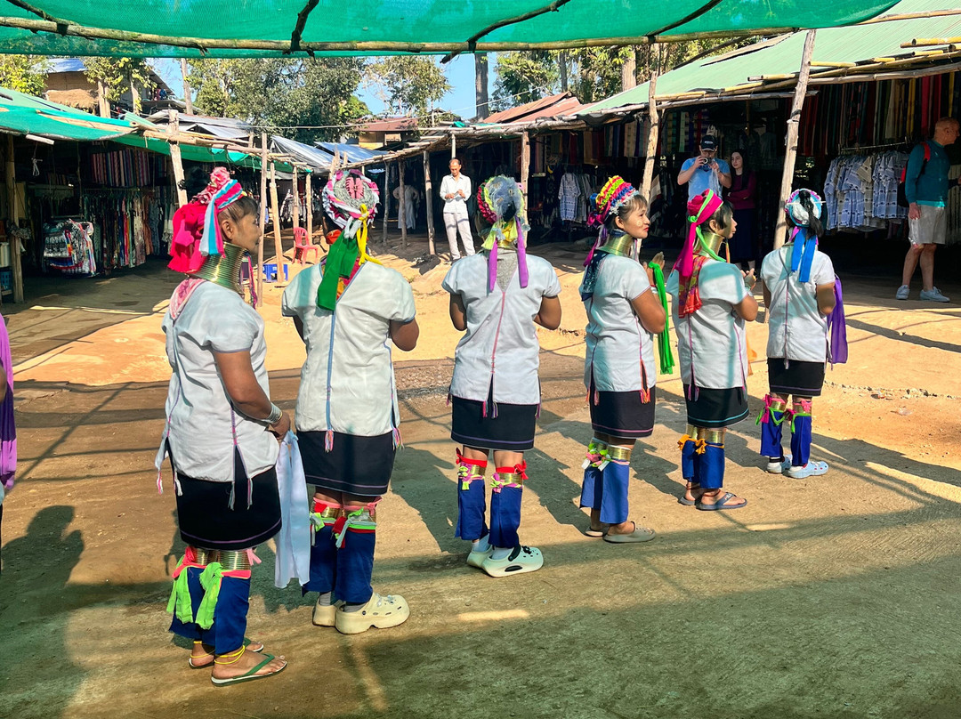 Longneck Karen Village-清莱必去景点