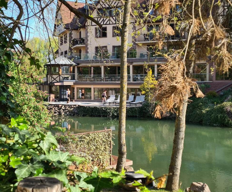 多梅因都莫林Spa餐厅酒店主图