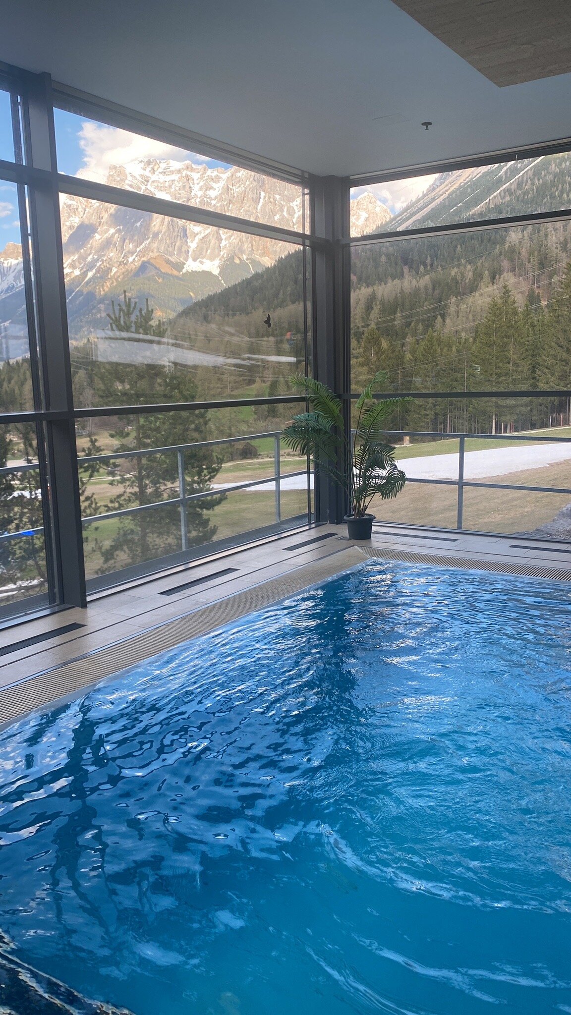 DORMERO BeHo 楚格峰-旅行者