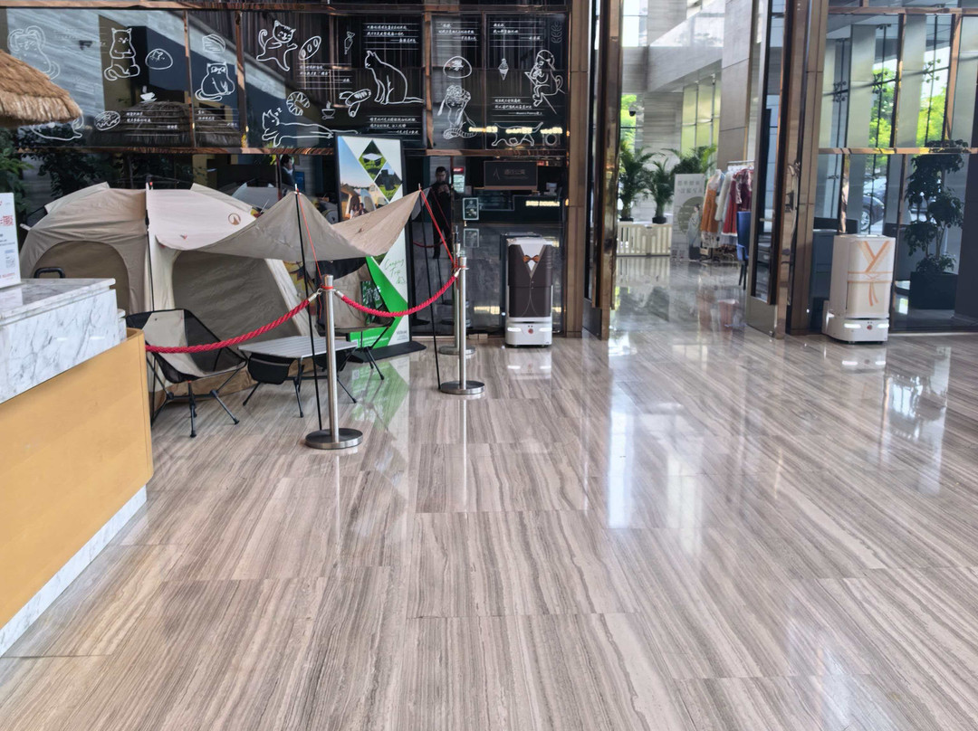 济南绿发希尔顿酒店及公寓主图