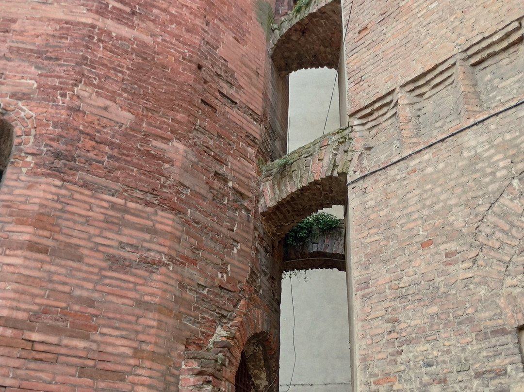 Red Tower of St. Secundus-阿斯蒂必去景点