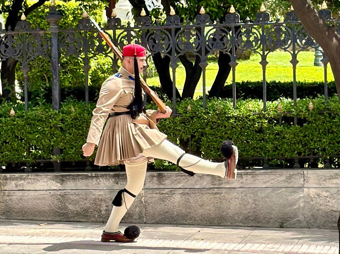 Changing of the Guard Ceremony-雅典必去景点