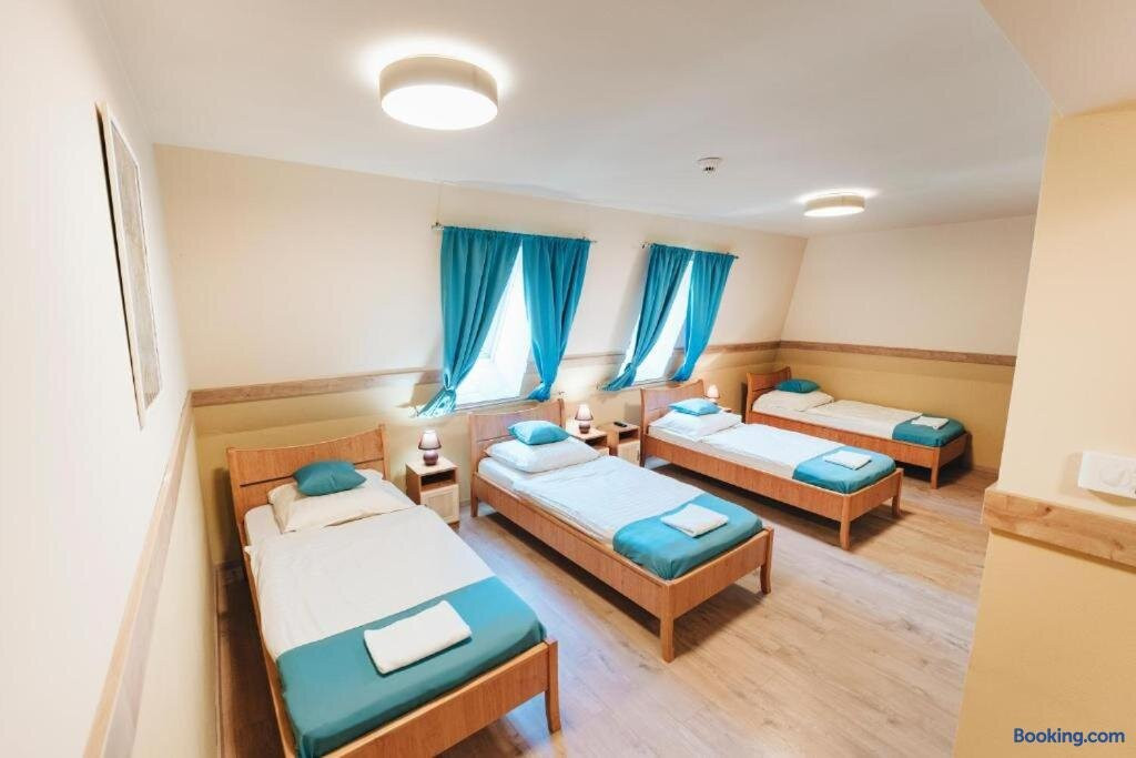 Castle Park Suites