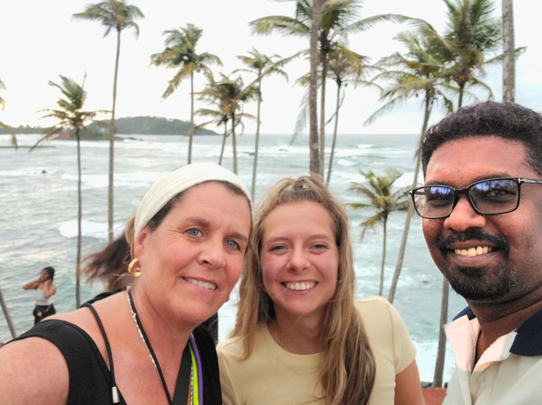 Ceyglow Tours - Private Driver Sri Lanka-Katana必去景点