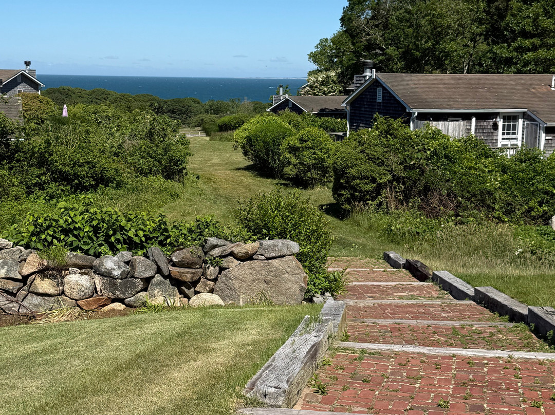 Menemsha Inn & Cottages主图