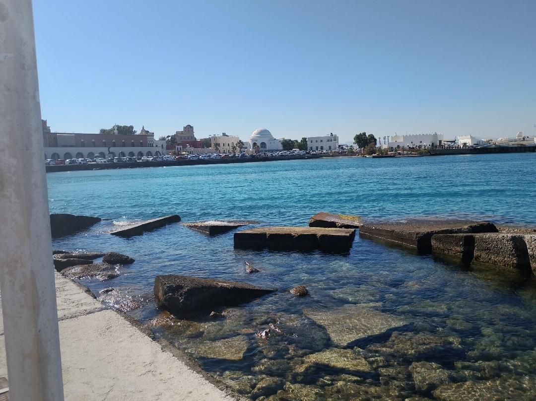 Mandraki Harbour-罗德城必去景点