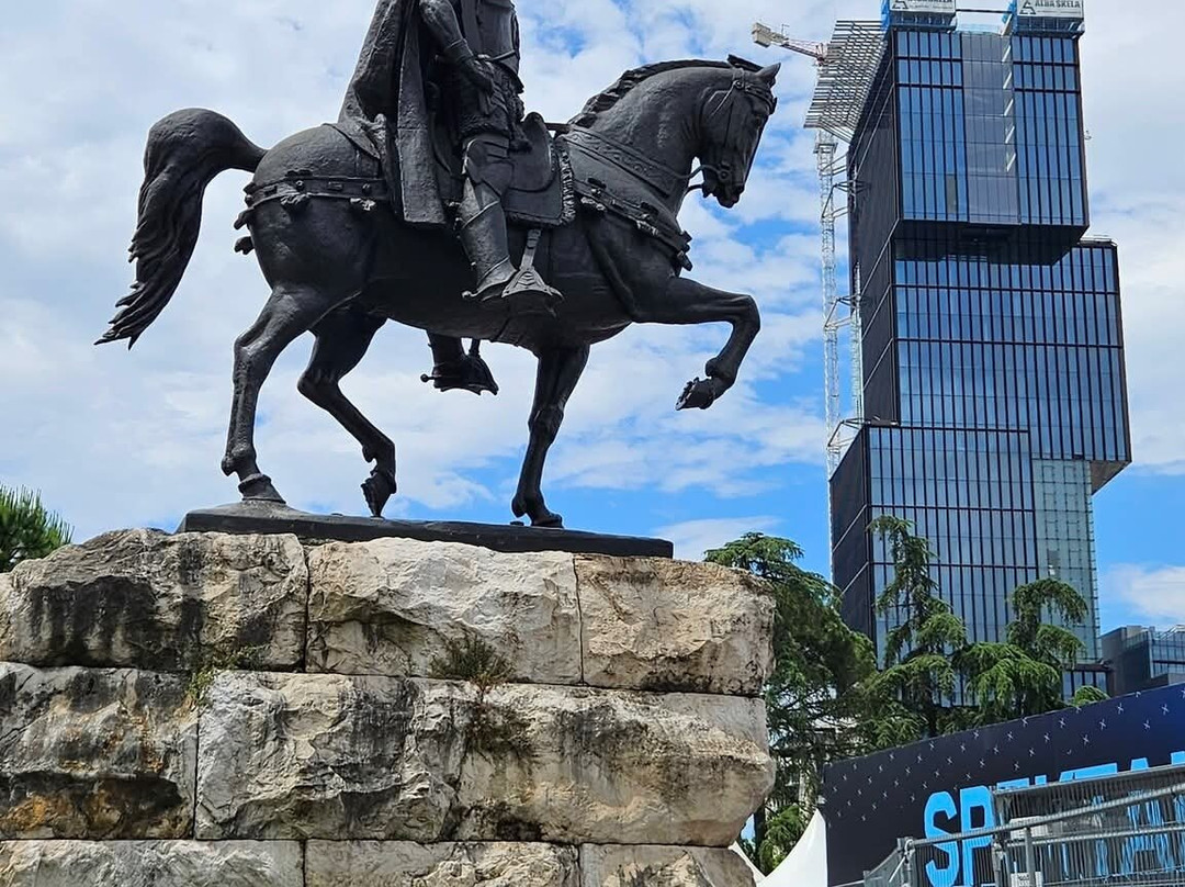 Skanderbeg Square-地拉那必去景点