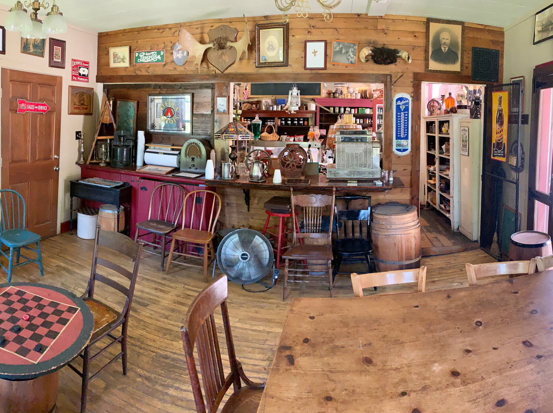 Old Mission General Store-特拉弗斯城必去景点