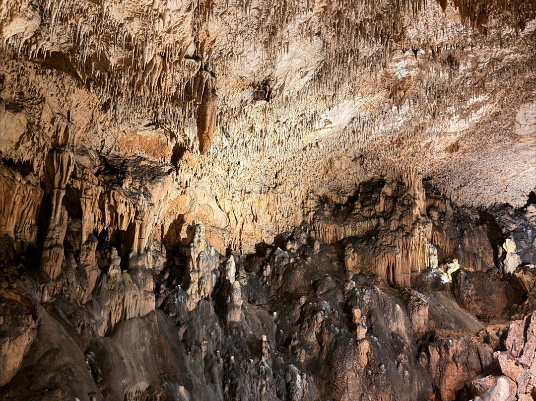 Biserujka Cave-克尔克岛必去景点