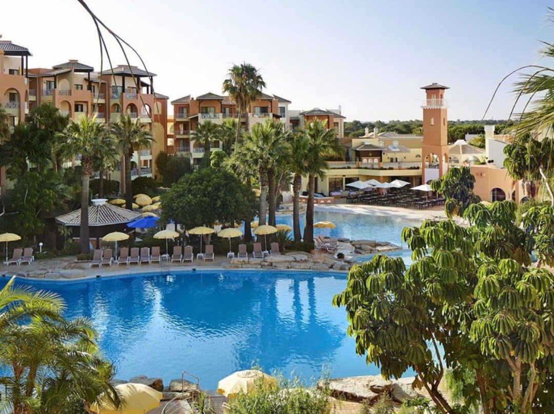 Spacious 4 Bedroom Villa, Private Pool, Free Air Conditioning and Wifi主图