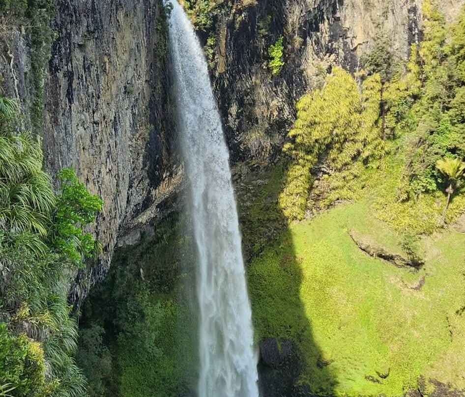 Bridal Veil Falls-拉格伦必去景点
