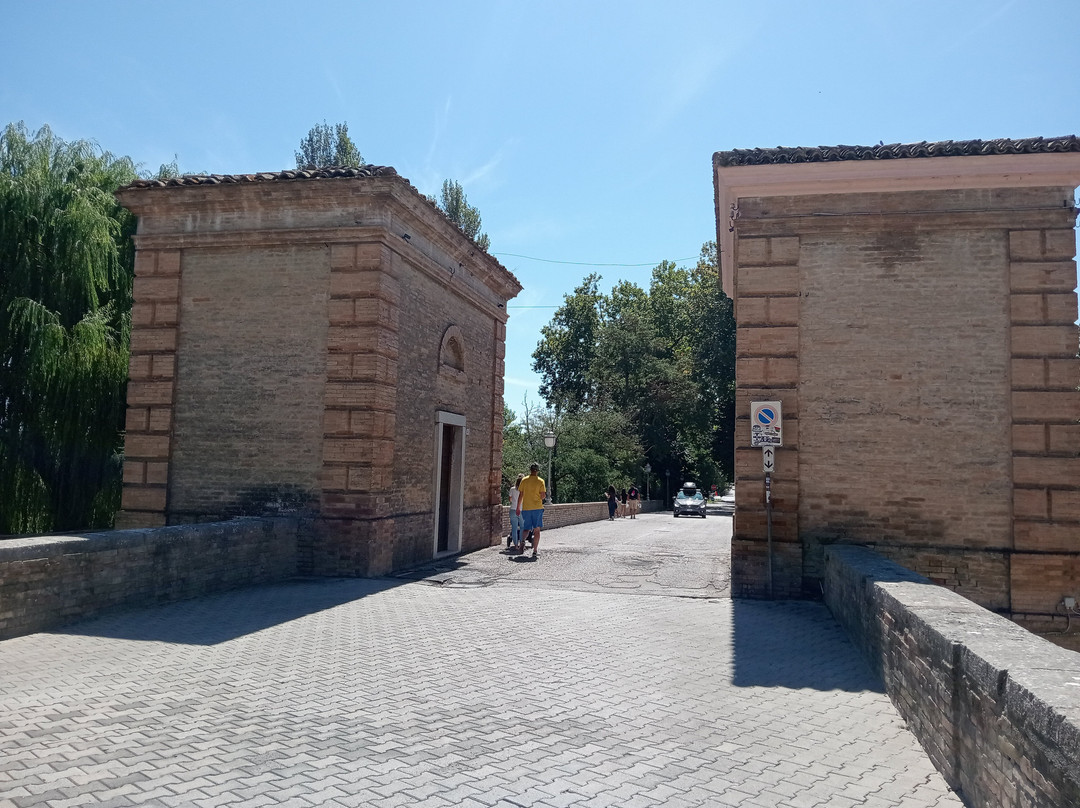 Il ponte dell'Accolta-Limigiano必去景点