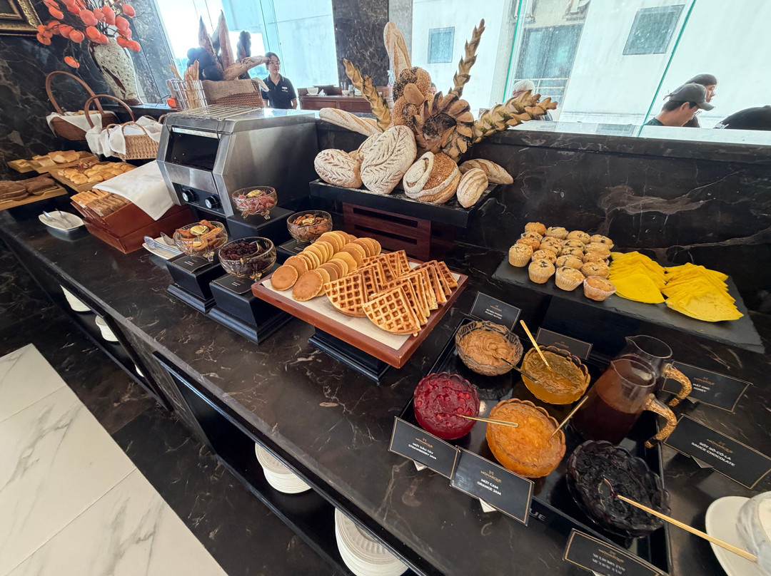 岘港莫纳科酒店主图