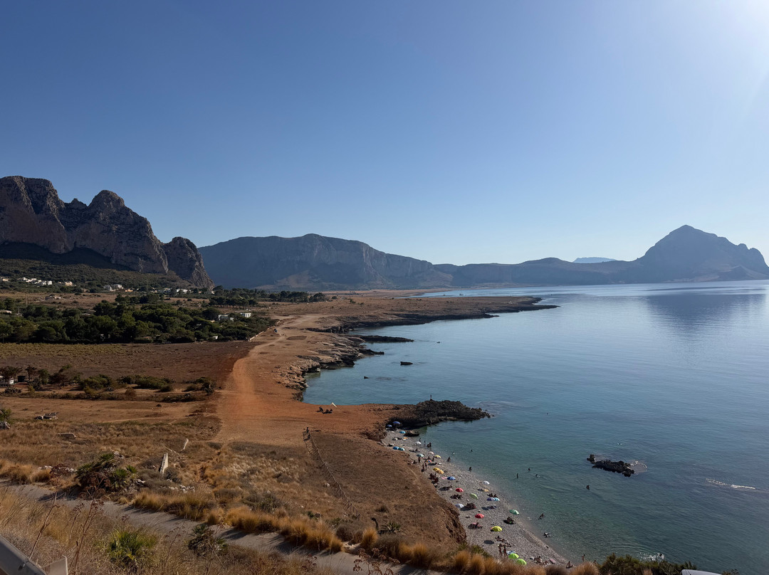 Caletta del Bue Marino-圣维托角必去景点
