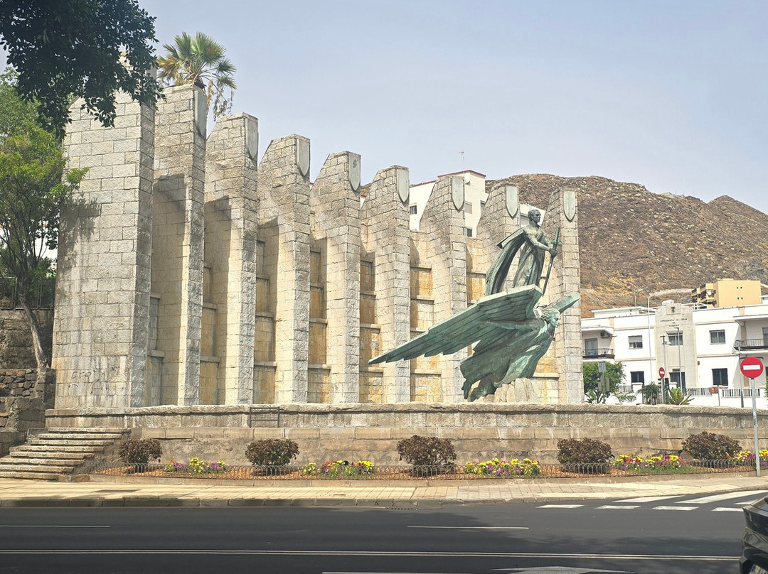Museo Historico Militar de Canarias-圣克鲁斯-德特内里费必去景点