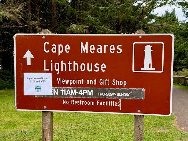 Cape Meares Lighthouse-蒂拉穆克必去景点