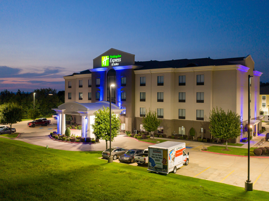 Holiday Inn Express & Suites Van Buren-Ft Smith Area by IHG主图