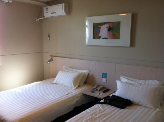 呼和浩特锦江之星新华大街店-客卧