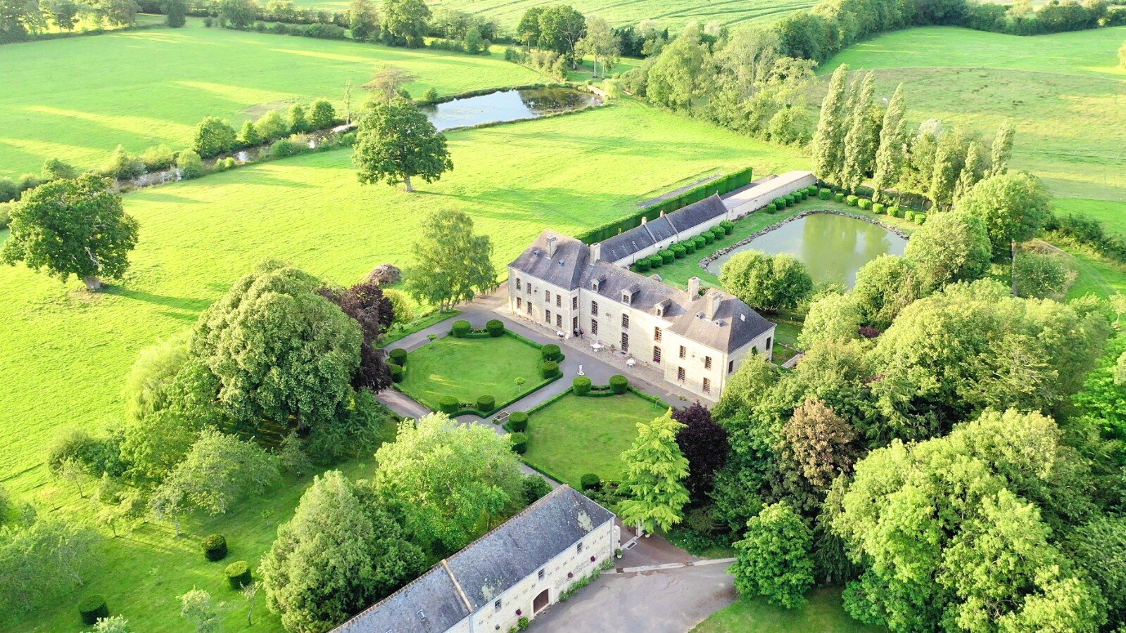 Château du Bû-官方