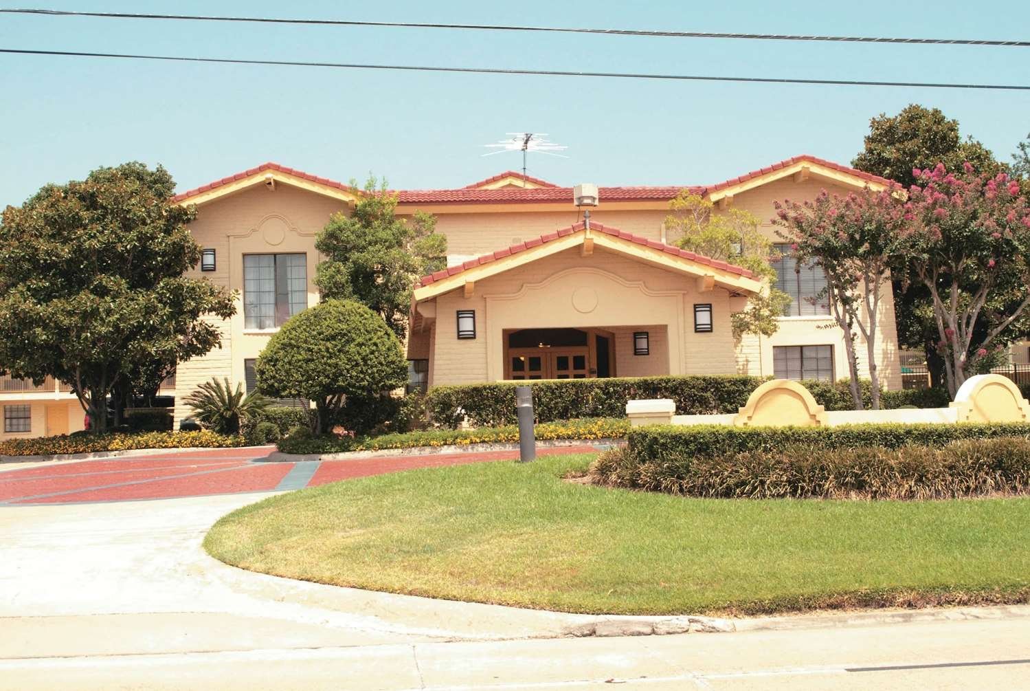 Baymont by Wyndham Houston La Porte-官方