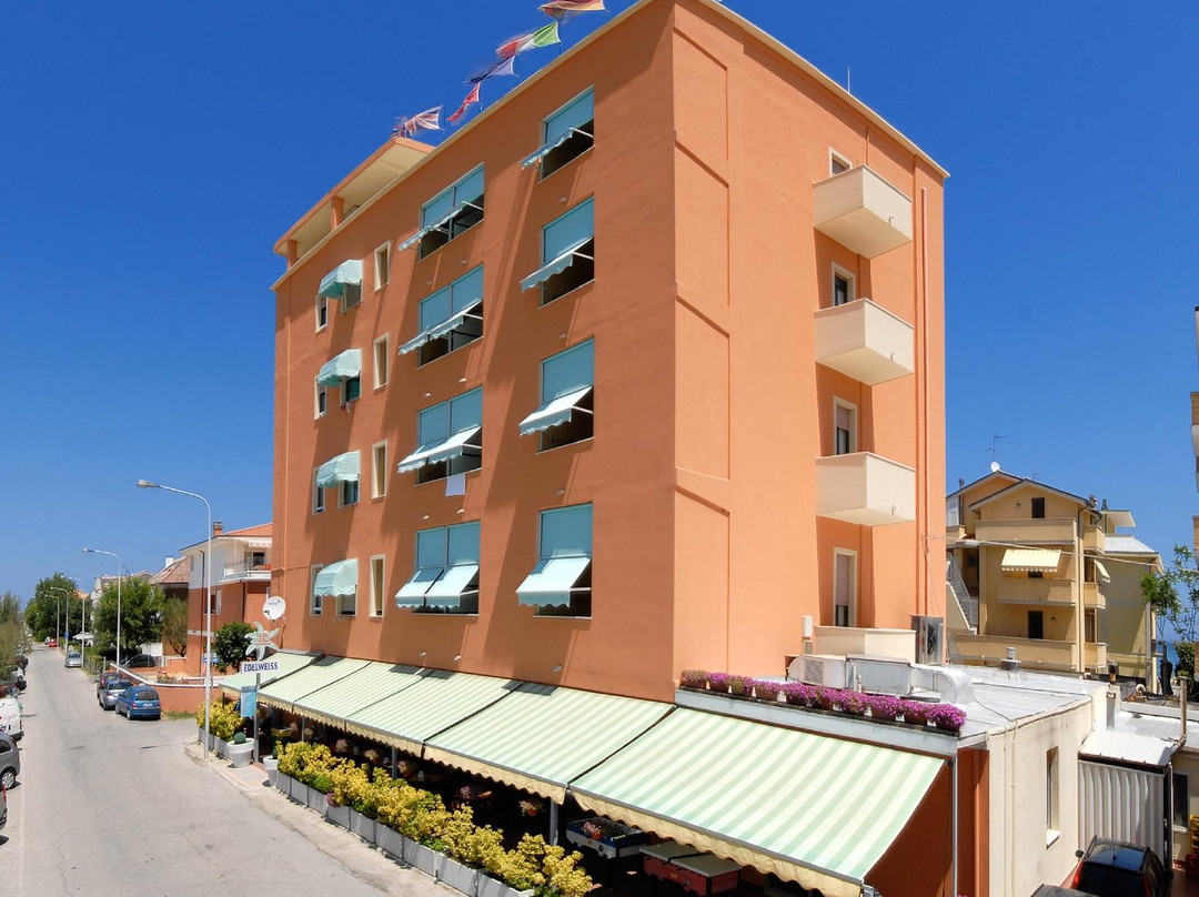 Hotel Edelweiss