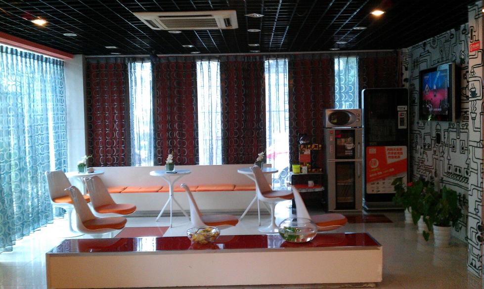 杭州布丁西湖店-客卧