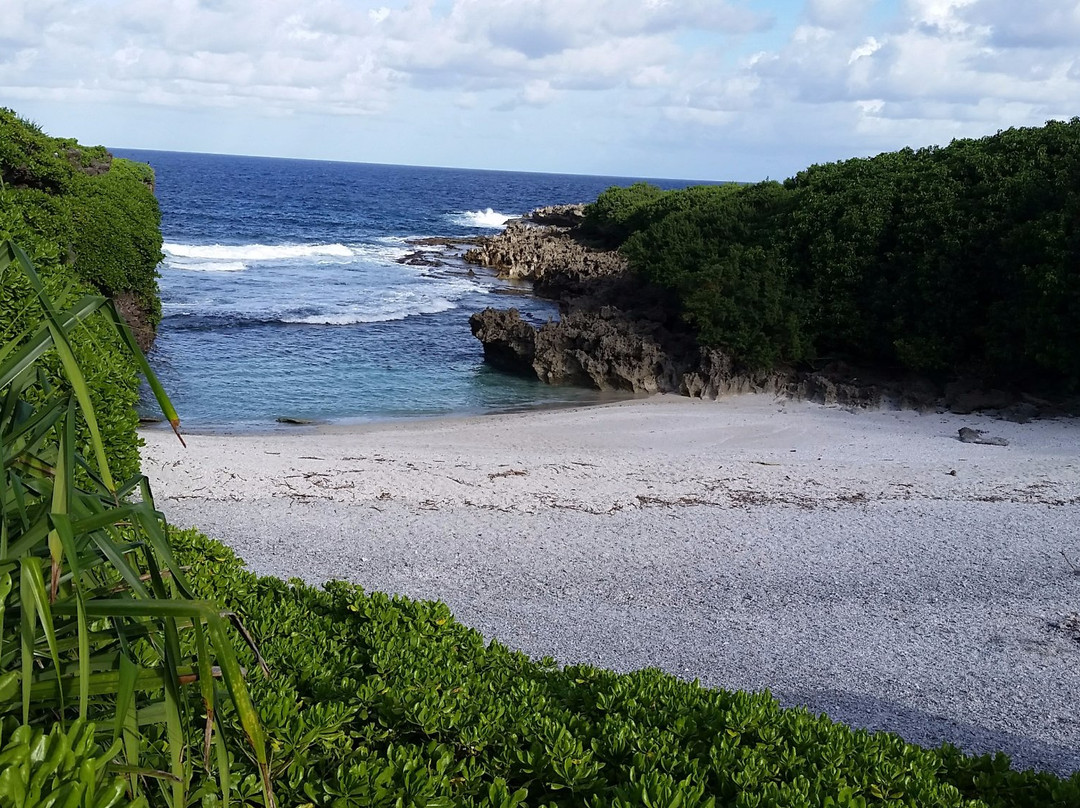 Lily Beach-圣诞岛必去景点