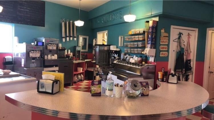 Pink Elephant Antique Mall-Livingston必去景点