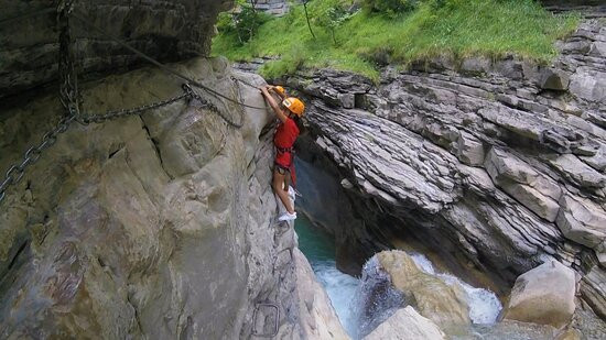 AventuraTrek Guias de Montaña y Barrancos景点图片