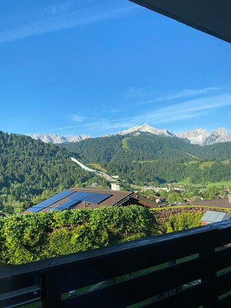 Zur Schonen Aussicht Hotel Garni主图
